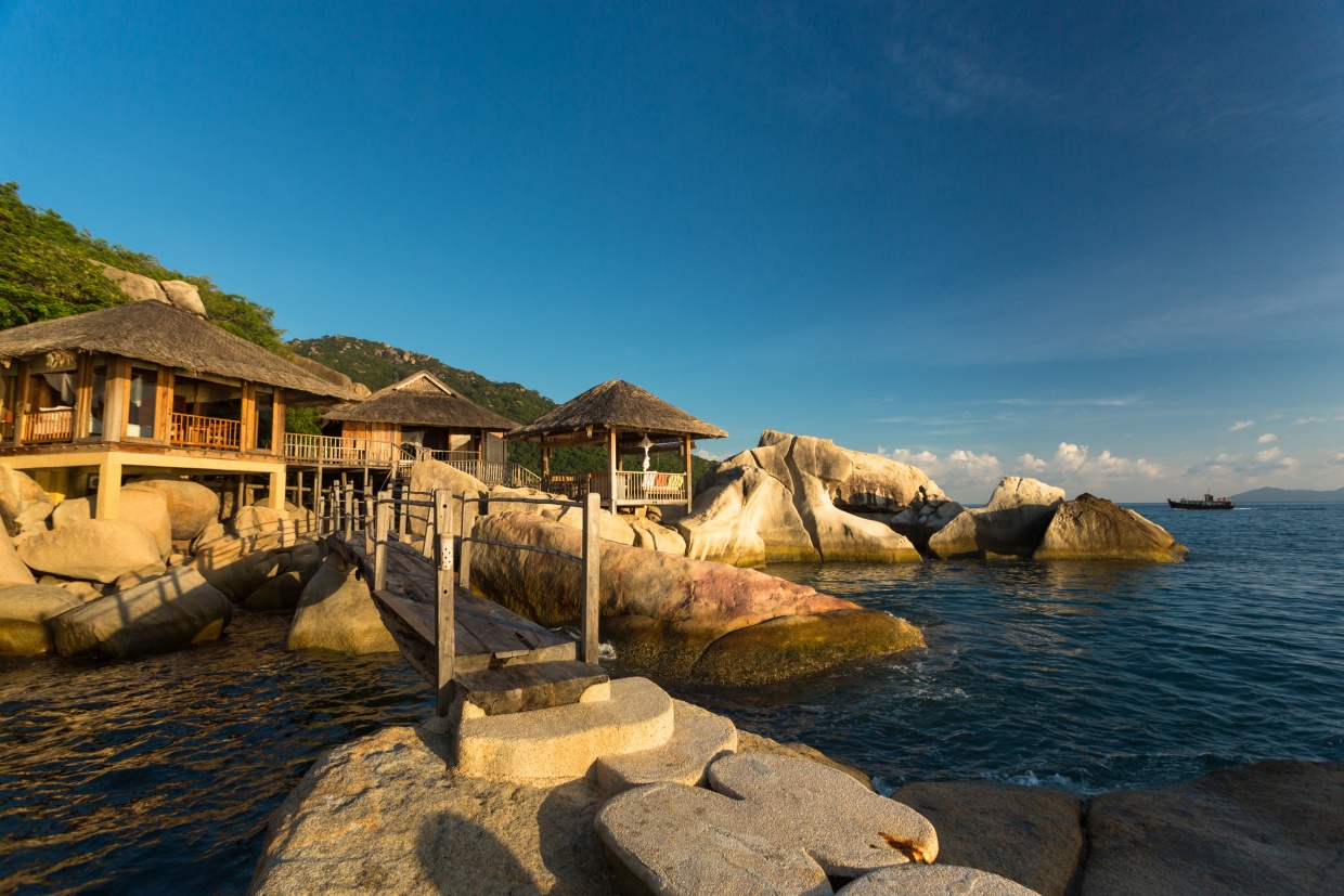 The_Rock_Retreat_entrance
